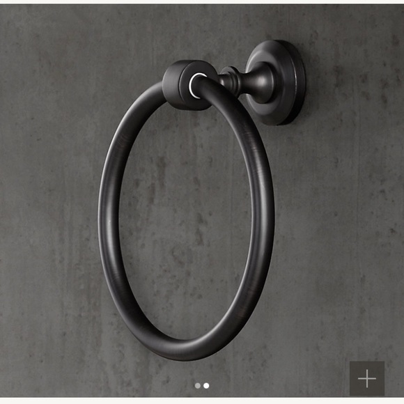 NWT Lugarno Towel Ring - Picture 2 of 3